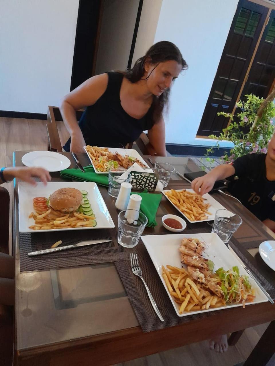 Mama'S Boutique Beach Hotel 尼甘布 外观 照片